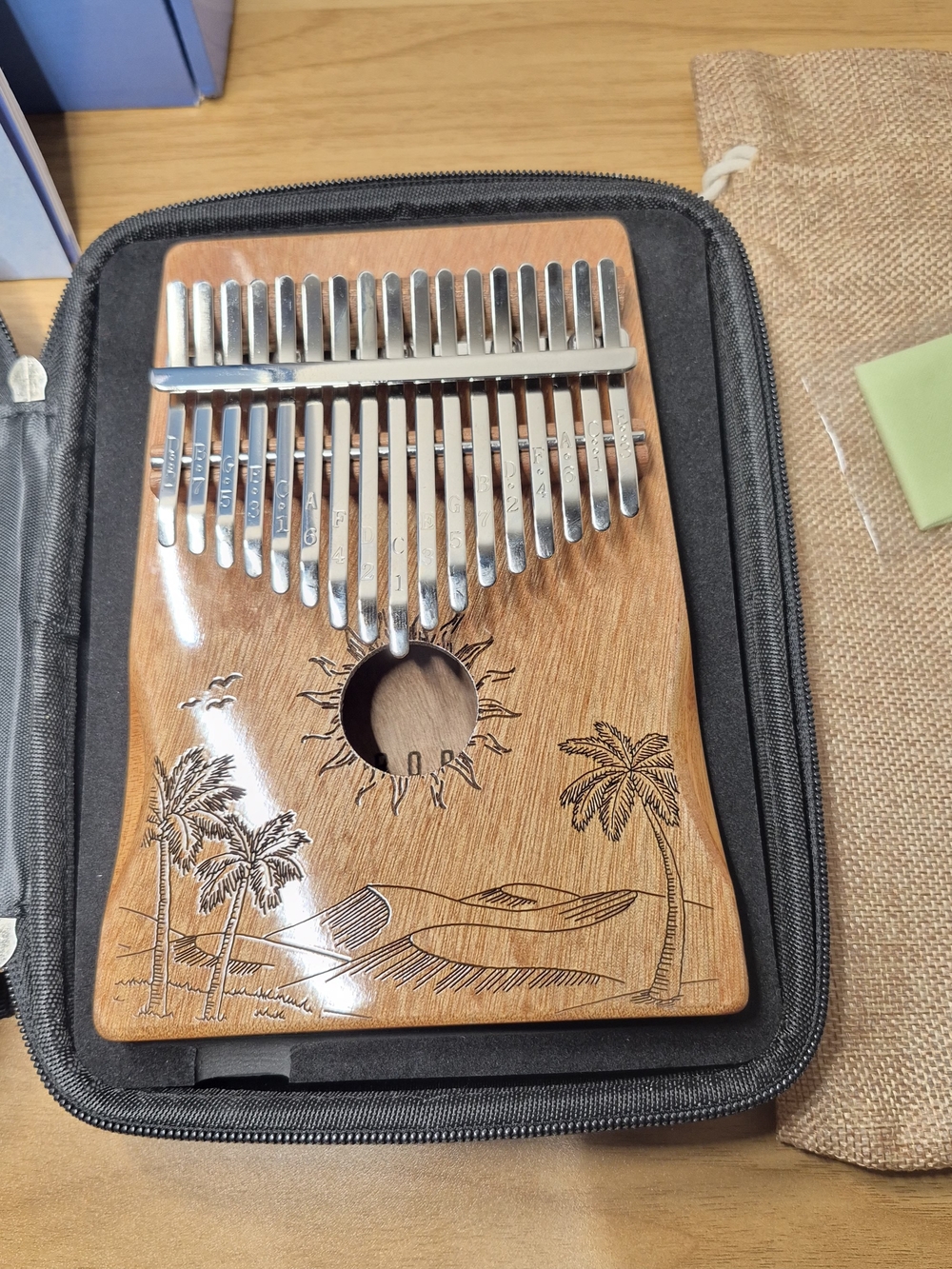 Orora Wooden 17-Key Kalimba Thumb Piano Complete Gift Set NIB - Picture 2 of 16